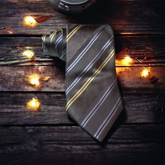 Giorgio Armani Men’s Silk Neck Tie - Picture 1 of 5